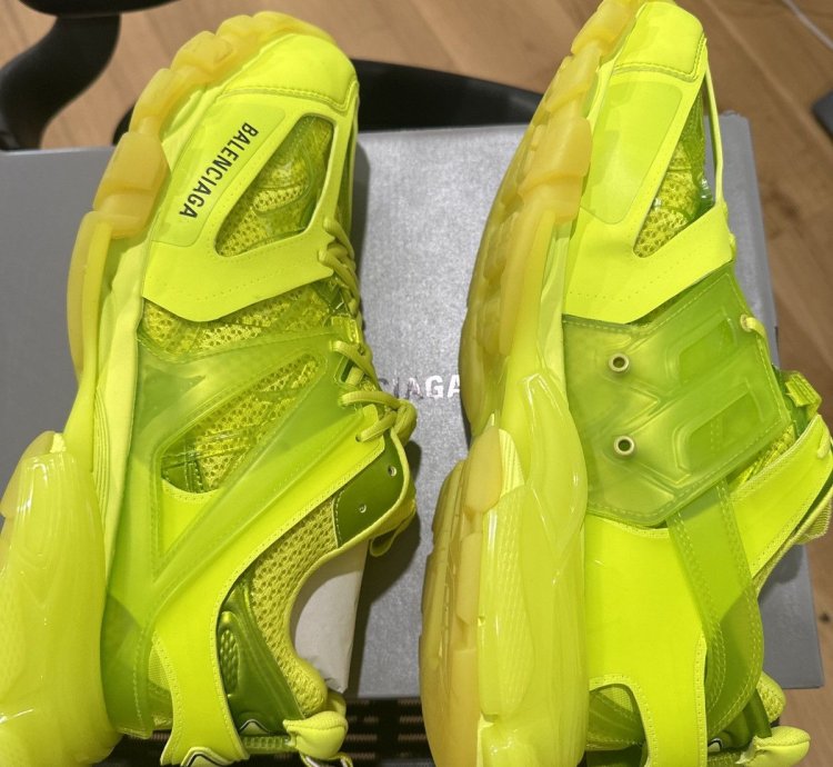 Balenciaga Track Clearsole Yellow Bnwt