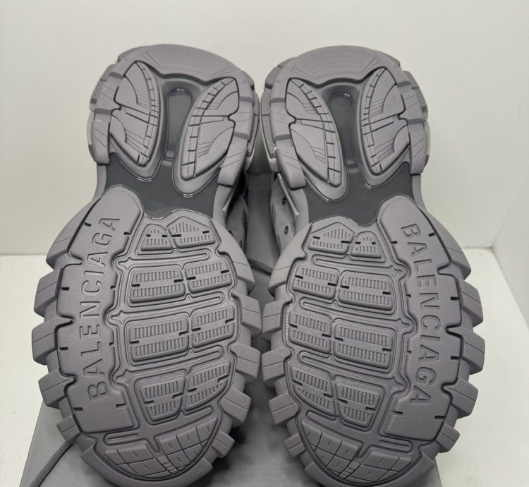 Balenciaga Track Faux-fur Eu 45 Us 12 With Box