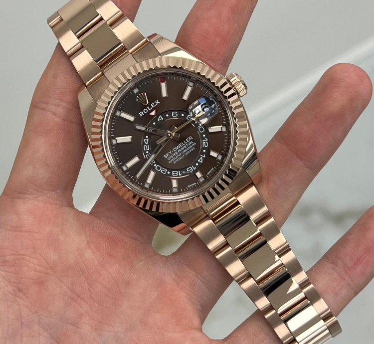 Rolex Sky-dweller 2021 Rose Gold Sky-dweller Chocolate Dial Unworn Box And Papers 326935