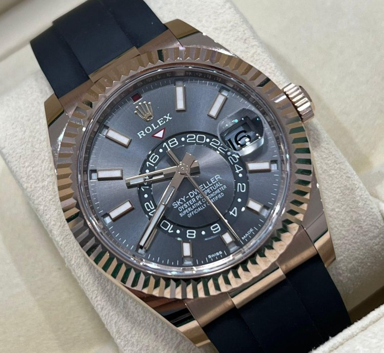 Rolex Sky-dweller 2021 Rose Gold Sky-dweller Oysterflex Rhodium Grey Dial Unworn 326235 Box And Papers