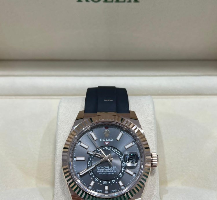 Rolex Sky-dweller 2021 Rose Gold Sky-dweller Oysterflex Rhodium Grey Dial Unworn 326235 Box And Papers