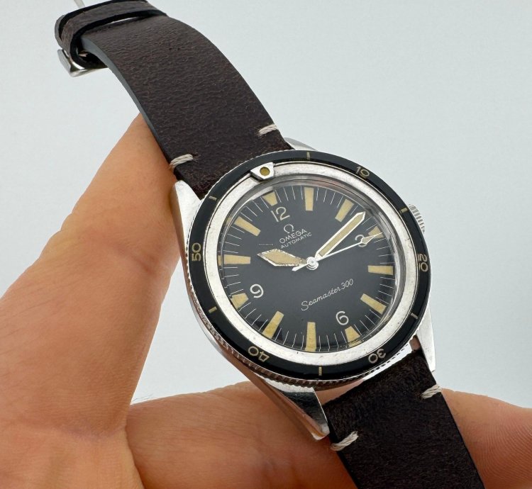 Omega Seamaster 300 Acier Inoxydable Calibre 552 Tritium Indesex Extract From Archives