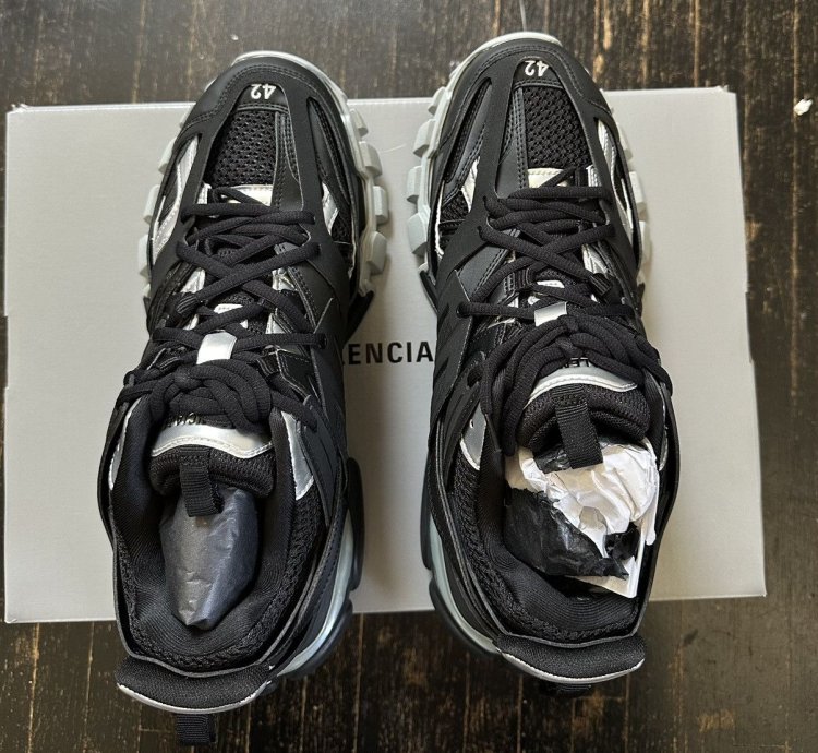 Balenciaga Track Runner