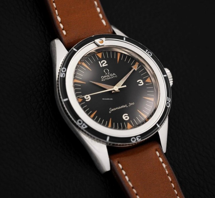 Omega Seamaster 300 Beautiful And Historically Important With Bakelite Bezel