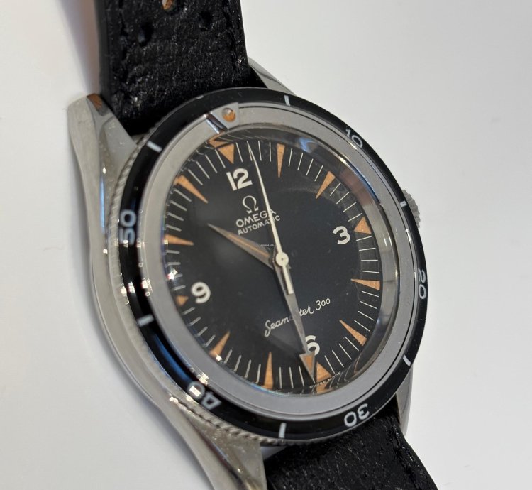 Omega Seamaster 300 Beautiful And Historically Important With Bakelite Bezel