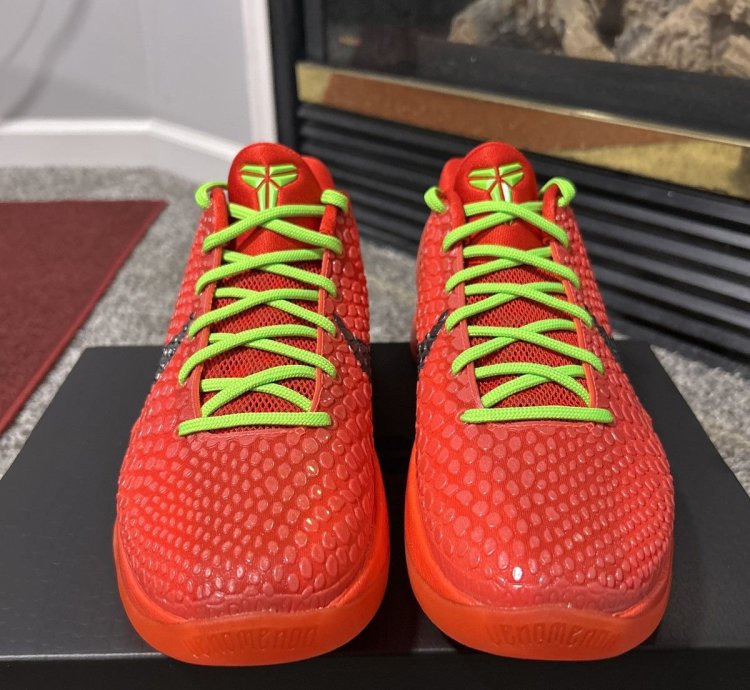 Zoom Kobe 6 Protro Reverse Grinch