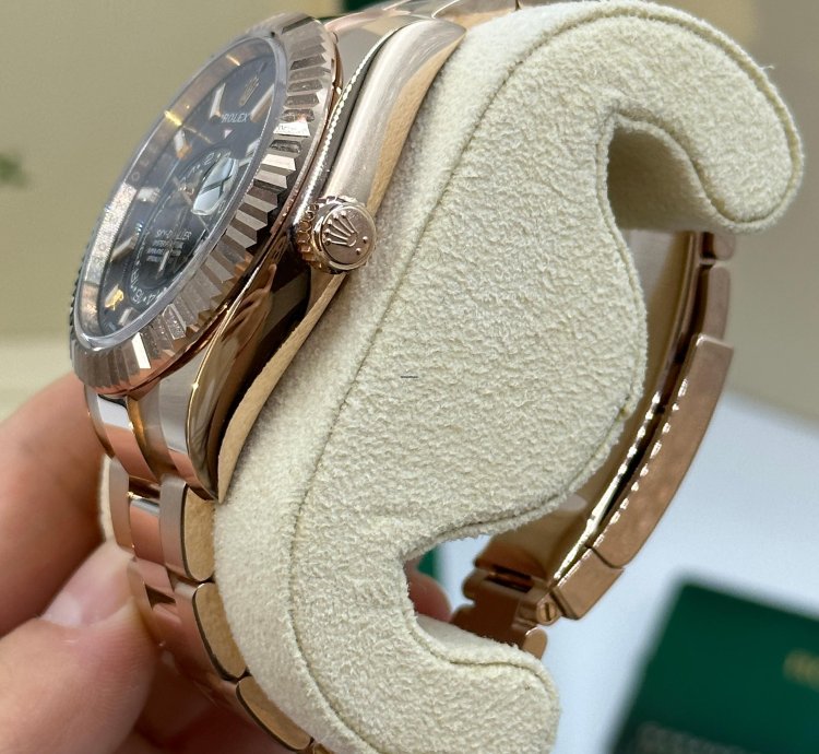 Rolex Sky-dweller 2022 Grey Dial
