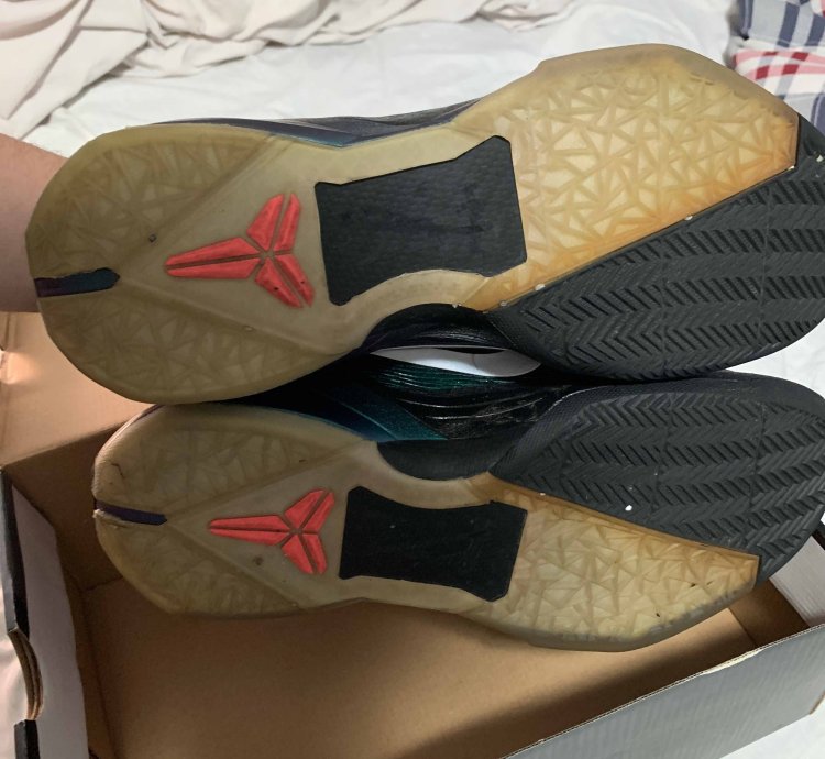 Zoom Kobe 7 System Invisibility Cloak