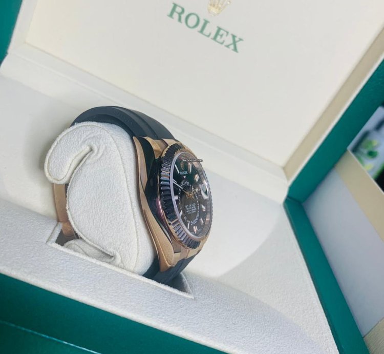 Rolex Sky-dweller 2022 Rose Gold Sky-dweller Oysterflex Chocolate Dial Unworn Box Papers 326235