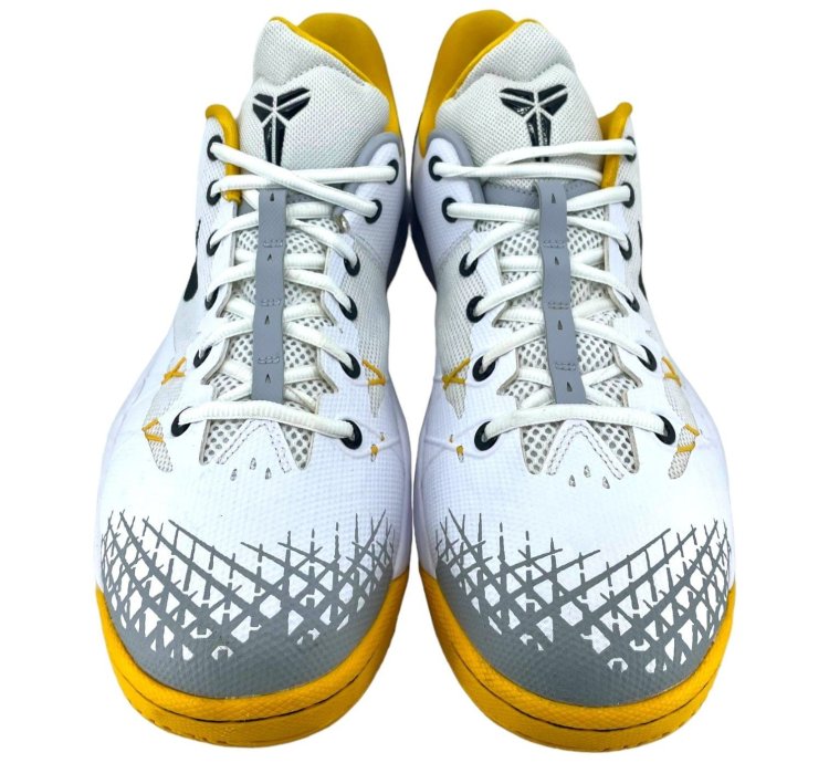 Zoom Kobe Venomenon 4 White University Gold
