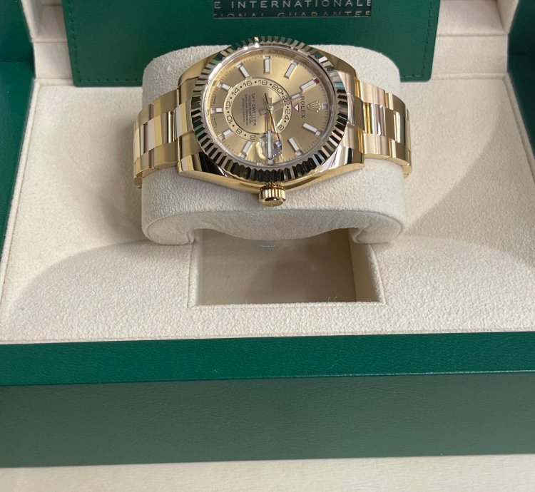 Rolex Sky-dweller 2023 326938 Sky-dweller Yellow Gold Champagne Stick Dial Unworn In Stock