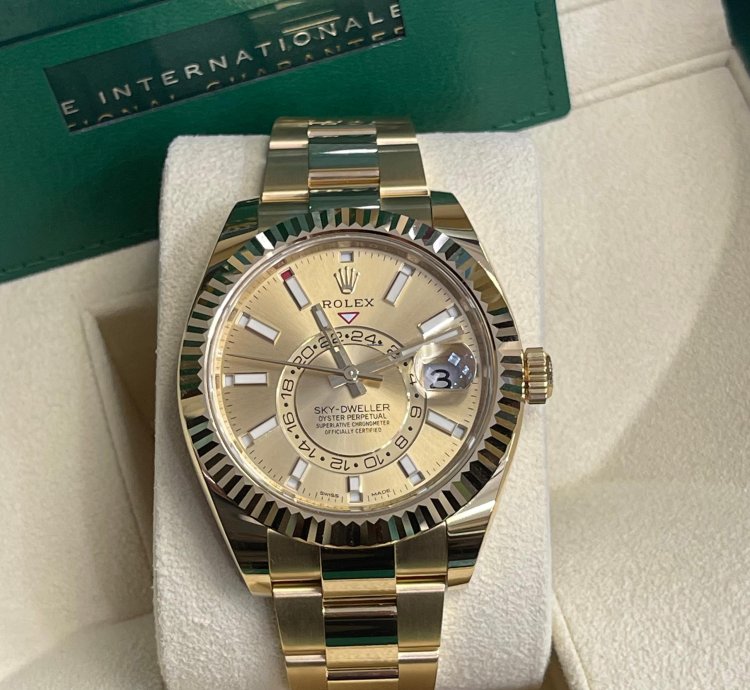 Rolex Sky-dweller 2023 326938 Sky-dweller Yellow Gold Champagne Stick Dial Unworn In Stock