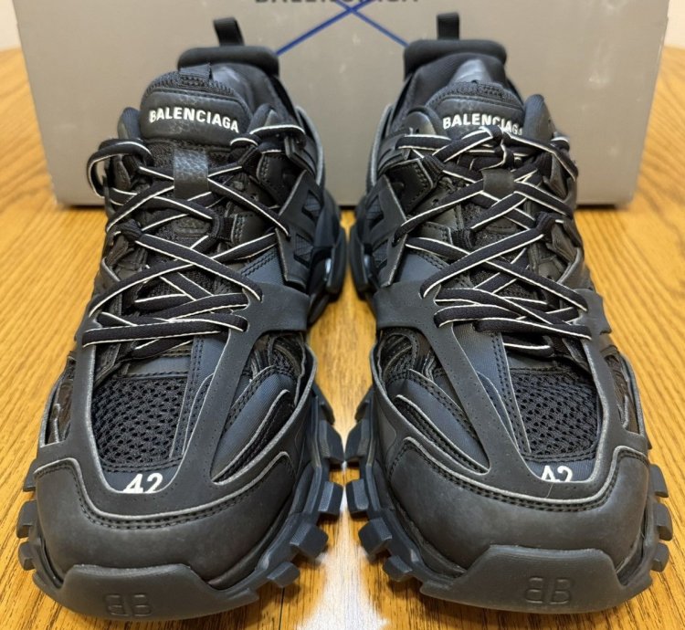 Balenciaga Track Sneaker black