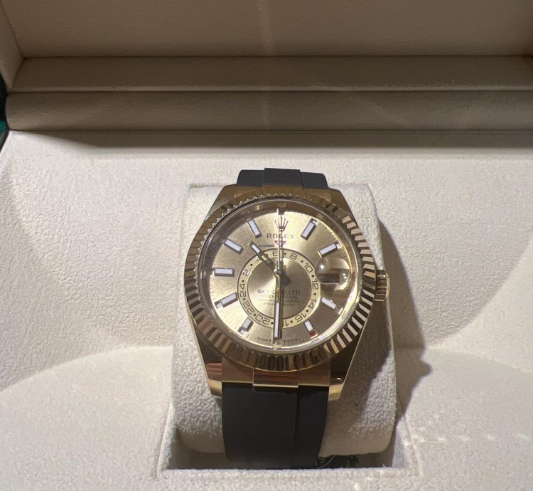Rolex Sky-dweller 2024