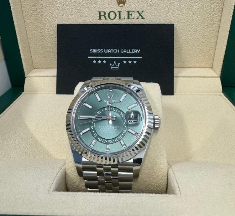 Rolex Sky-dweller 2024 Rolex Sky Dweller 42m Green Dial 336934