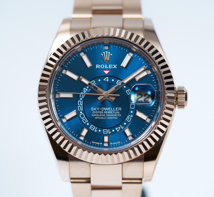 Rolex Sky-dweller 2024 Sky-dweller Green Blue Dial Rose Gold Like New