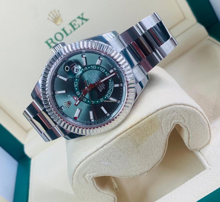Rolex Sky-dweller 2024 Sky-dweller Green Dial Unworn 336934 Box And Papers