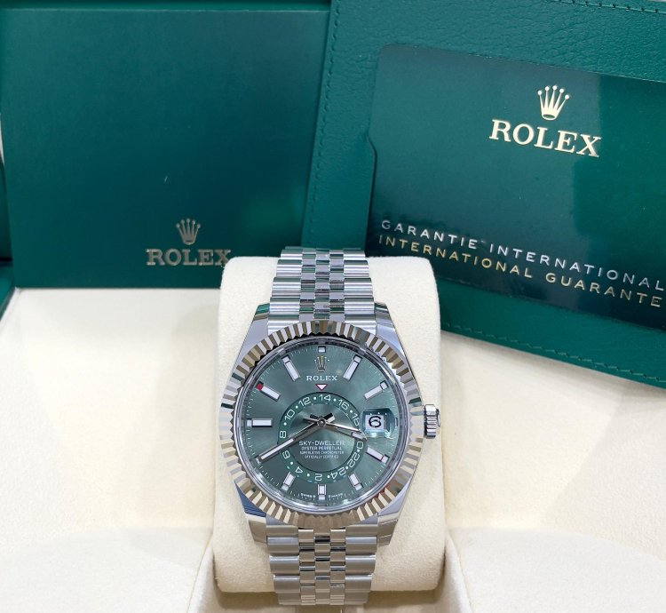 Rolex Sky-dweller 2024 Sky-dweller Jubilee Mint Green Dial Unworn