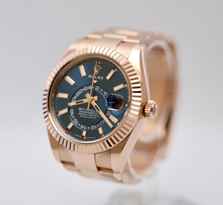 Rolex Sky-dweller 2024 Skydweller Rose Gold Blue Oyster 336935