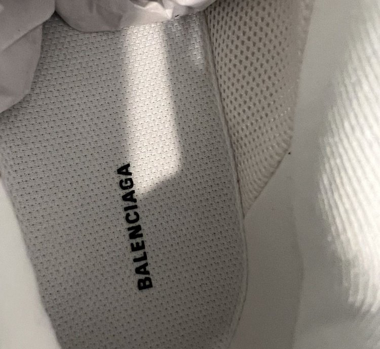 Balenciaga Track Trainer Glow In The Dark Size 9 Us