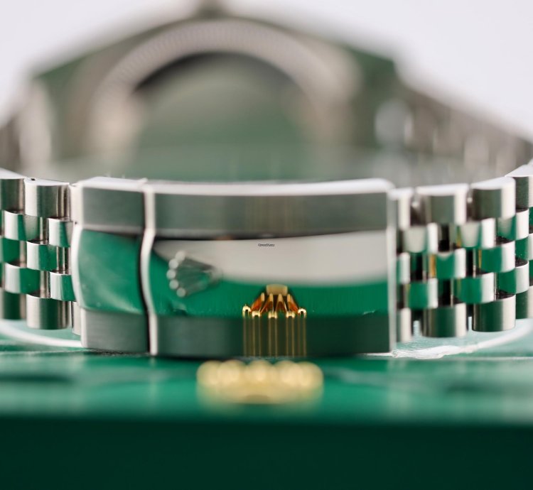 Rolex Sky-dweller 2024 Skydweller Stainless Steel Jubilee Bracelet Green Dial 336934