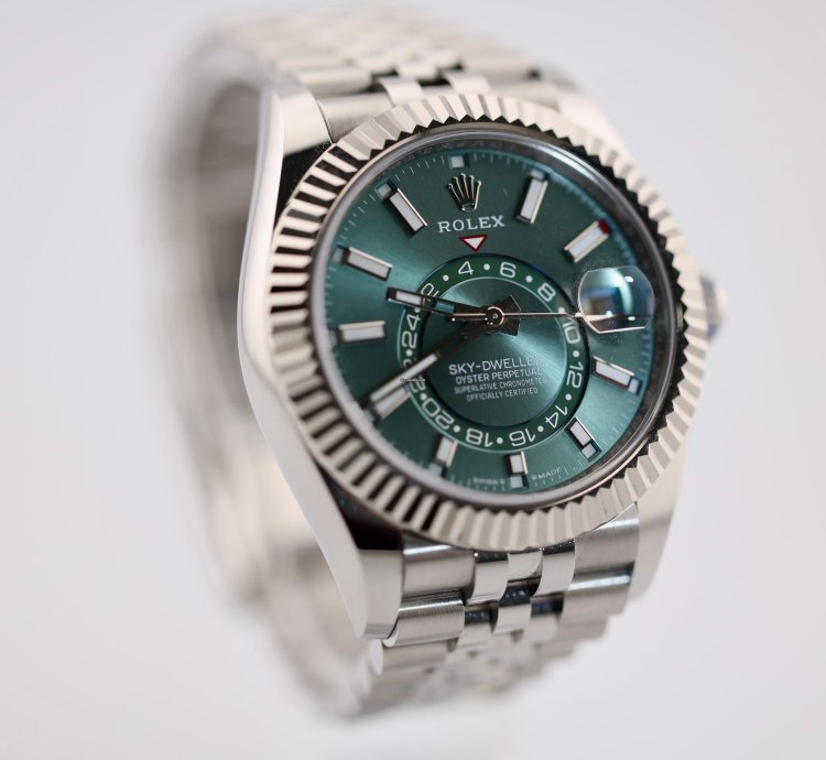 Rolex Sky-dweller 2024 Skydweller Stainless Steel Jubilee Bracelet Green Dial 336934