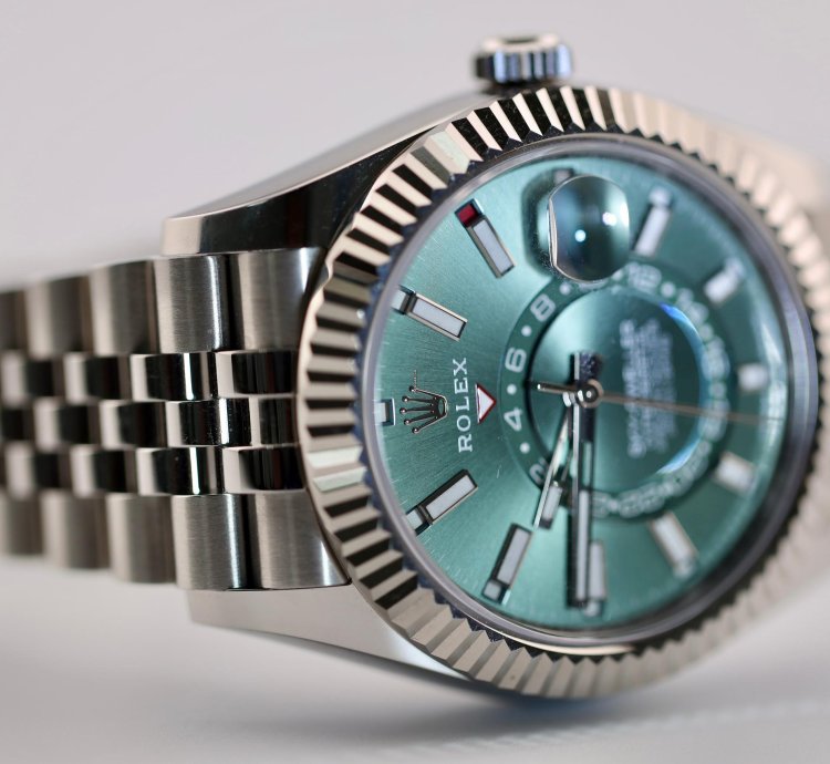 Rolex Sky-dweller 2024 Skydweller Stainless Steel Jubilee Bracelet Green Dial 336934
