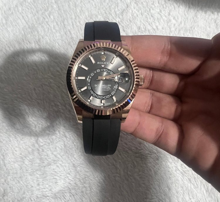 Rolex Sky-dweller 2025 Brand New Unworn Rolex Sky Dweller Box And Papers