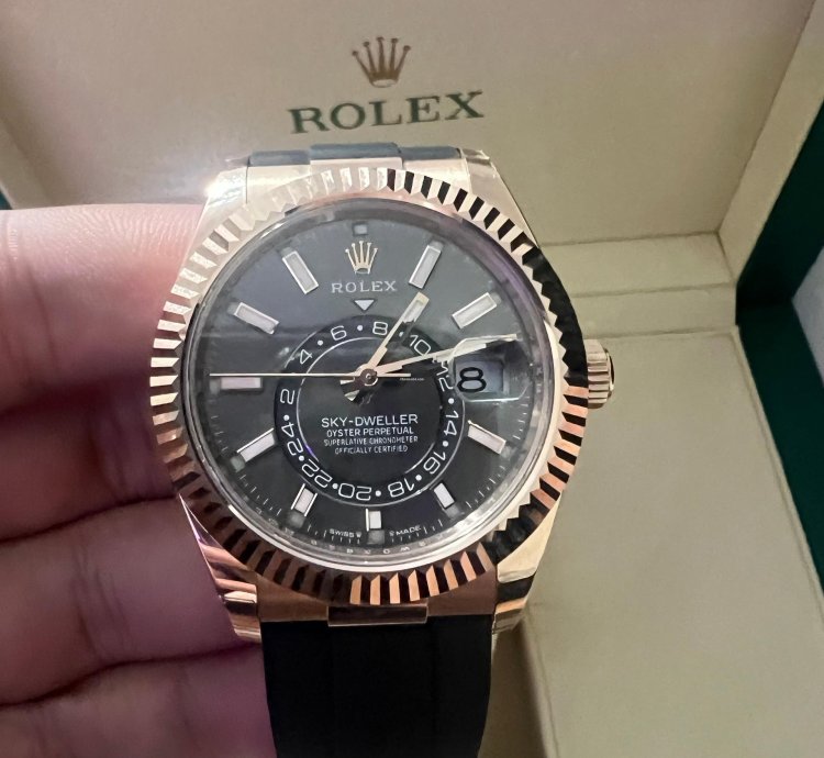 Rolex Sky-dweller 2025 Brand New Unworn Rolex Sky Dweller Box And Papers