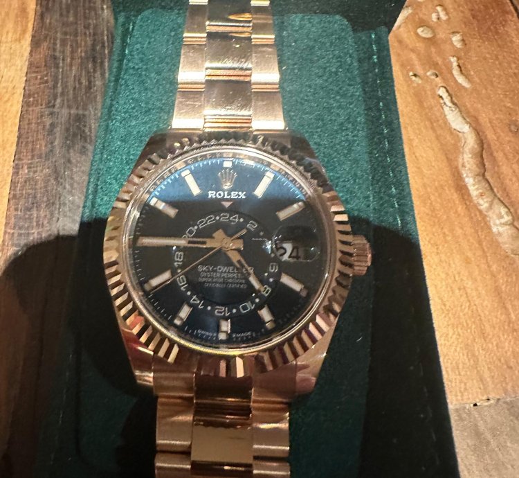 Rolex Sky-dweller 2025 Like-new Never Worn Purchased 03 19 2025