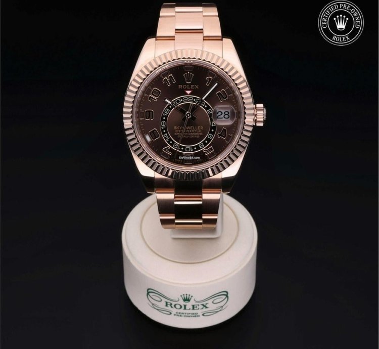 Rolex Sky-dweller 2025 Unworn Complete Sky-dweller 42 Mm