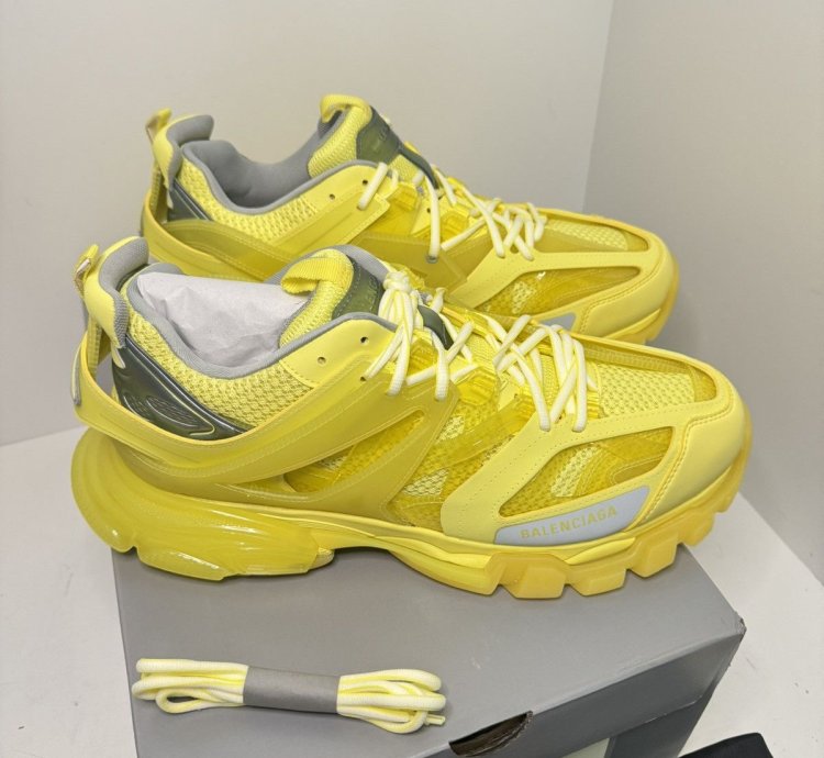 Balenciaga Track Yellow Clear Size 47 14 New With Box