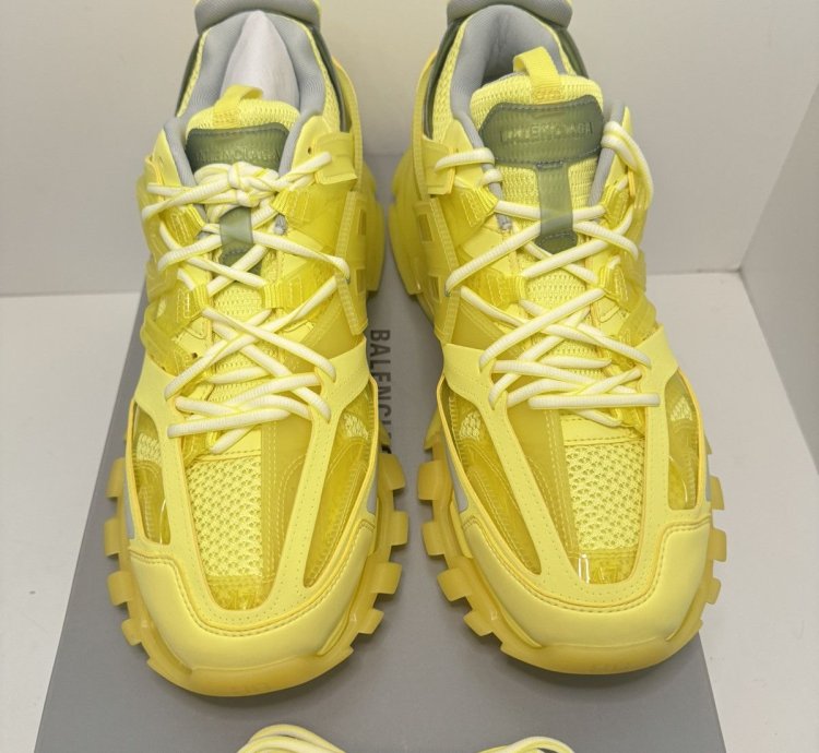 Balenciaga Track Yellow Clear Size 47 14 New With Box
