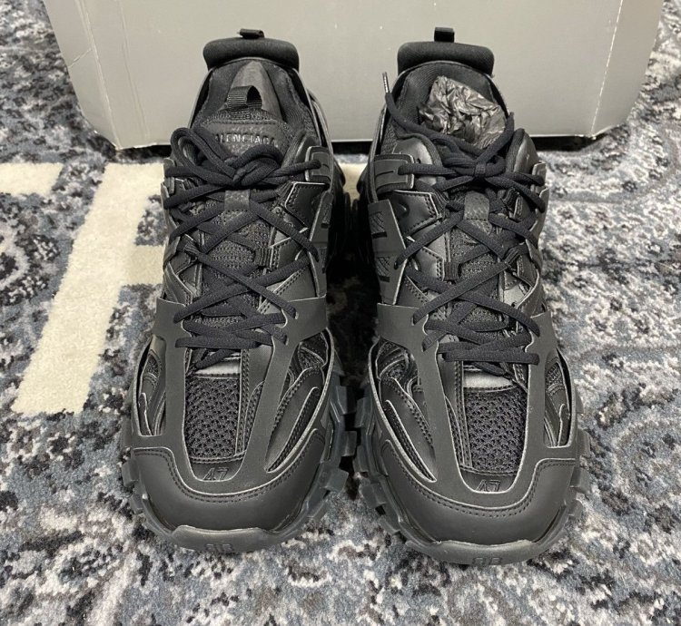 Balenciaga Tracks Size 14us 47eu