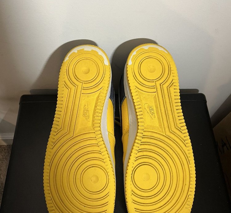 Air Force 1 Low 07 Lv8 Amarillo Obsidian