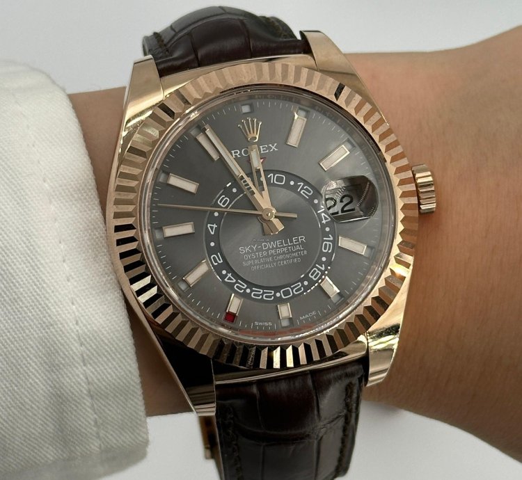 Rolex Sky-dweller 326135 Grey Indexold Card