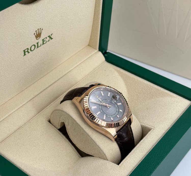 Rolex Sky-dweller 326135 Grey Indexold Card