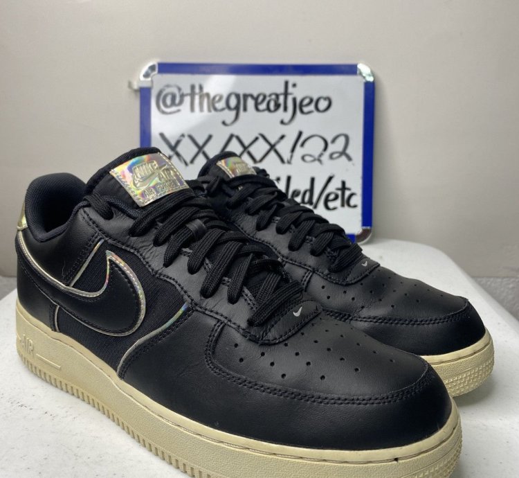 Air Force 1 Low 07 Lv8 Black Iridescent Outline