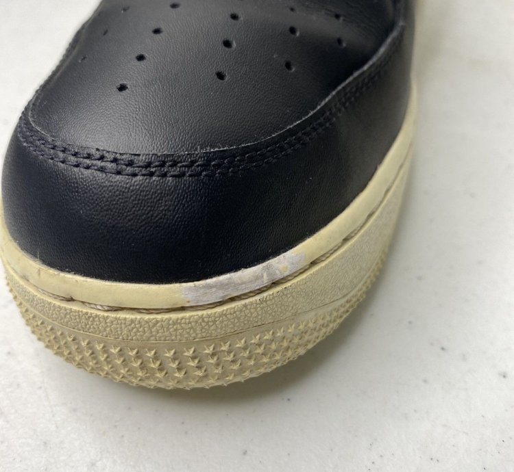 Air Force 1 Low 07 Lv8 Black Iridescent Outline