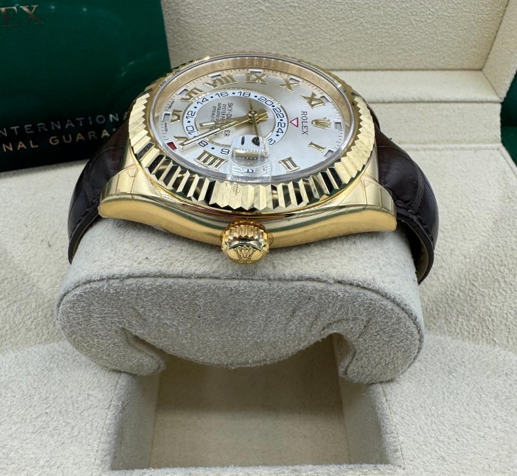 Rolex Sky-dweller 326138