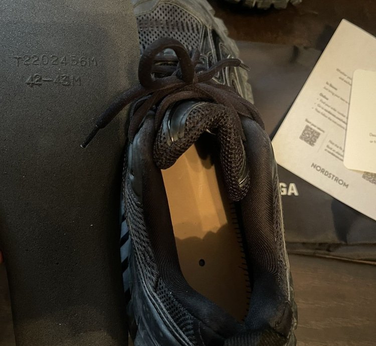 Balenciaga Triple Black Defender Size 10 Runner Track