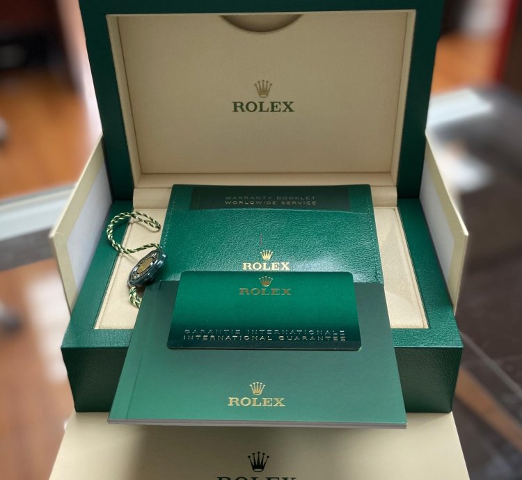 Rolex Sky-dweller 326235 42mm Rose Gold Chocolate Dial Oysterflex