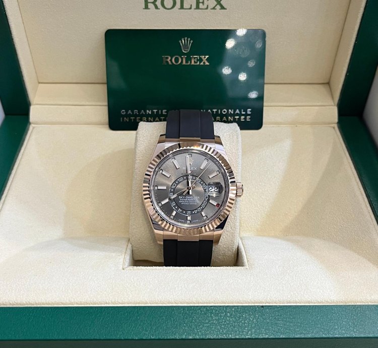 Rolex Sky-dweller 326235 Rhodium Dial 2022 Like New