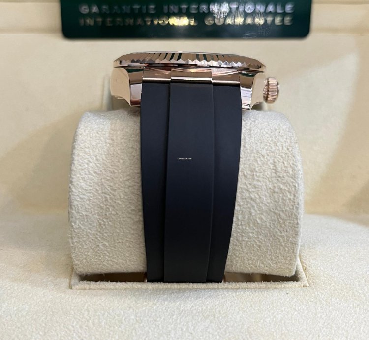 Rolex Sky-dweller 326235 Rhodium Dial 2022 Like New