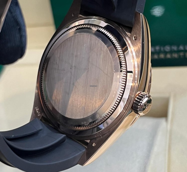 Rolex Sky-dweller 326235 Rhodium Dial 2022 Like New
