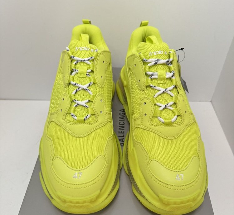 Balenciaga Triple Men Sneakers Fluo Yellow