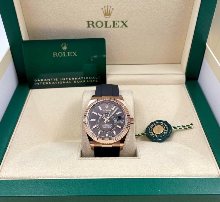 Rolex Sky-dweller 326235 Rose Gold Chocolate Dial Oysterflex Unworn 2023