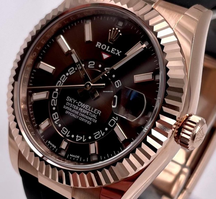Rolex Sky-dweller 326235 Rose Gold Chocolate Dial Oysterflex Unworn 2023