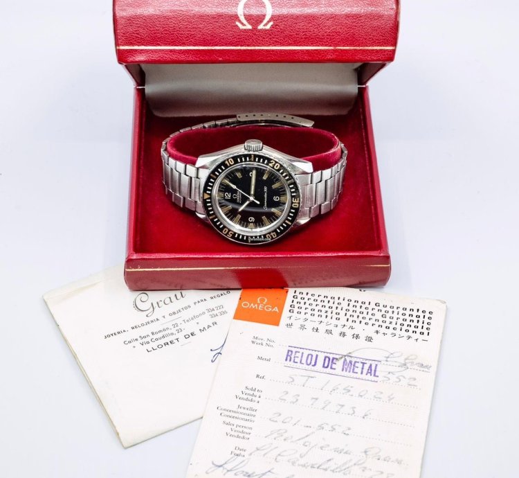 Omega Seamaster 300 Collectors Set - Bakelite Bezel Omega Flat Link Bracelet