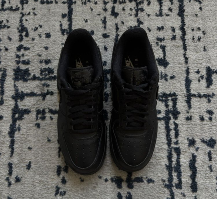 Air Force 1 Low 07 Lv8 Removable Swoosh